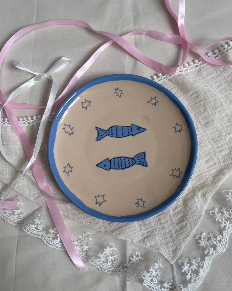 Silent sea plate